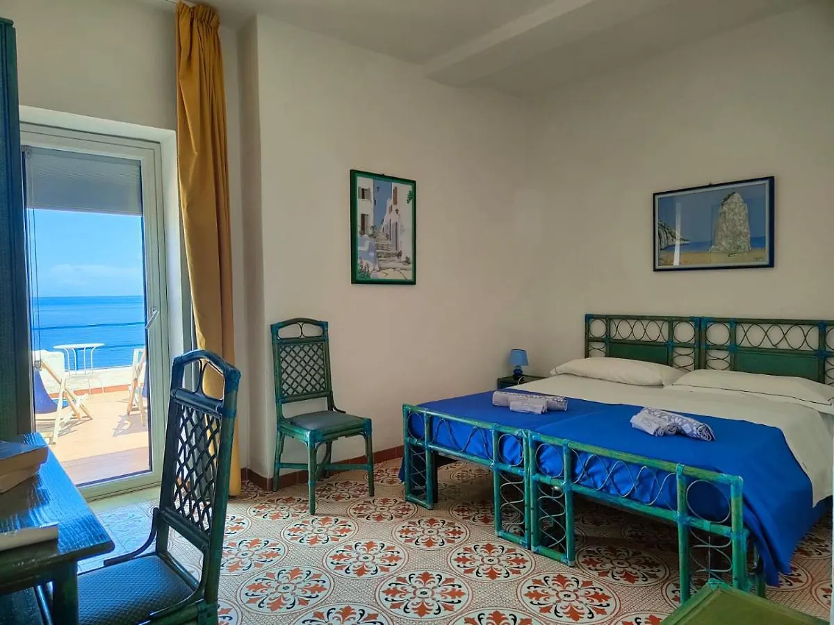 Hotel Phenicusa Pecorini 3*,  Italy